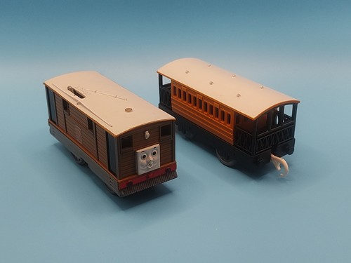 Trackmaster toby henrietta - trackmaster, &