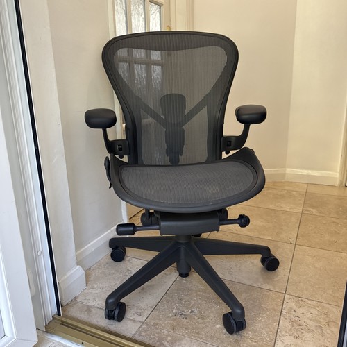 Herman miller aeron chair - aeron,