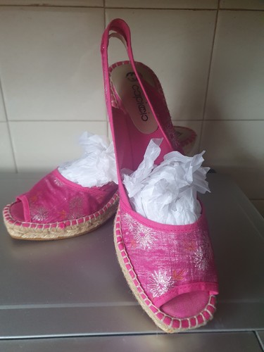 Capriccio hot pink wedge - capriccio,