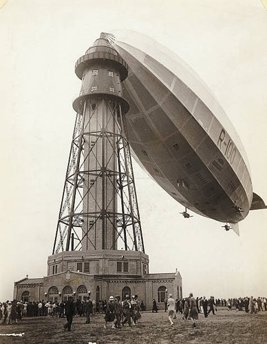 The british airship r100 - the,