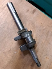 Briggs And stratton Crankshaft, Genuine, Part Number Unknown 