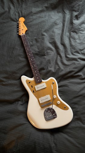 Squier mascis jazzmaster - squier, j