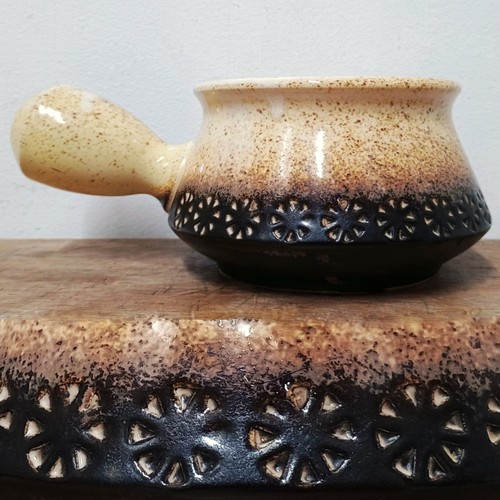 Iden pottery rye handled soup - rye,