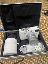 Leica M10-P White + Summilux