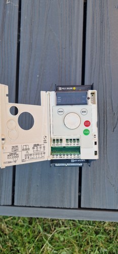 Schneider electric atv12 - schneider,