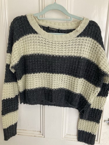 Qed size medium cropped - size,