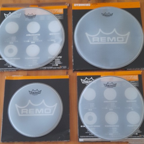 Remo drumheads drum - drumheads/drum, lot