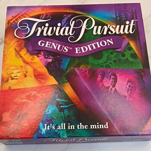 Hasbro trivial pursuit - hasbro, genus