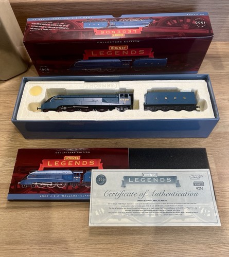 Hornby legends r2973 - legends,