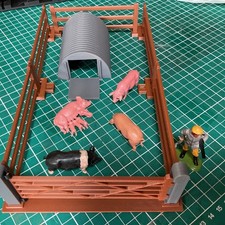 Pig Pen Farm Yard Playset