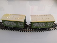 B3693 Green Prime Pork Goods Wagon (x2) OO Gauge 1:76 Play Worn Used Condition
