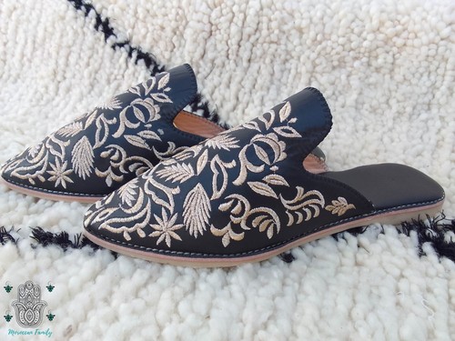 Moroccan babouche embroidered
