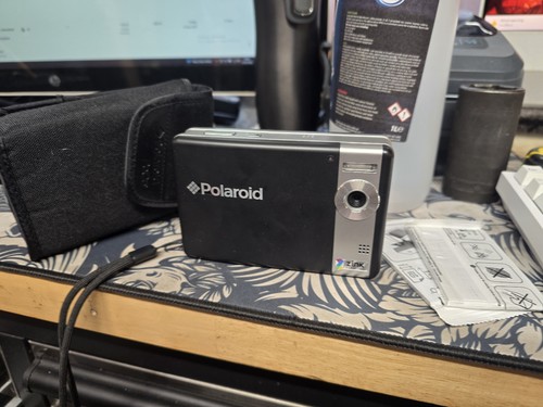 Polaroid digital camera - digital,