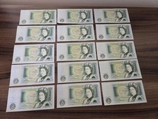 15 X Bank of England Queen