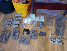 Huge Warhanmer 40k Tau Army Inc Manta Tanks, Kroot, Breachers And Shield Drones.