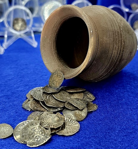 Roman mini pots - roman, hoard