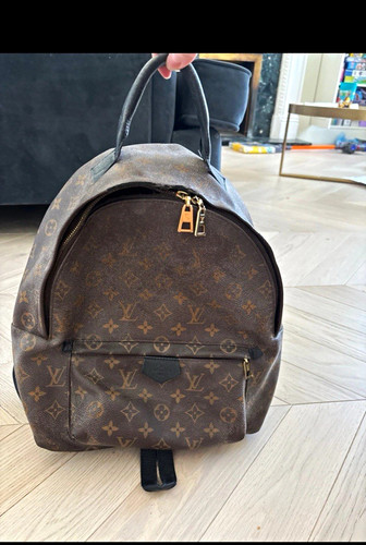 Louis vuitton monogram canvas - louis,