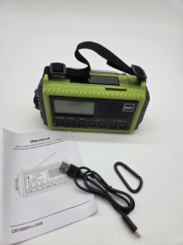Portable dab radio with - dab/fm,