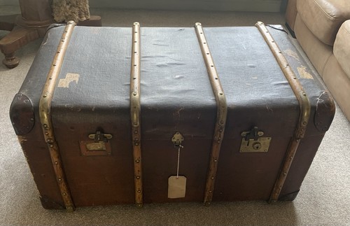 Steamer trunk suitcase coffee - steamer,