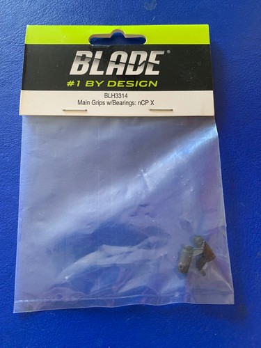 Blade main grips with - blade,