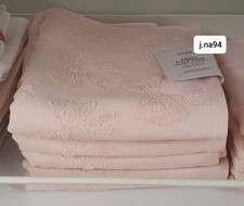 Primark bow hand towel