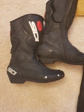 motorcycle boots