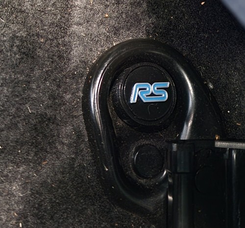 Interior seat nut - bolt, cover