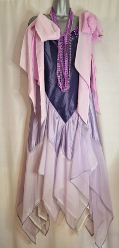 Ladies vintage style - style, floaty