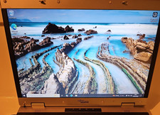 Fujitsu Amilo Pro V3505 Laptop