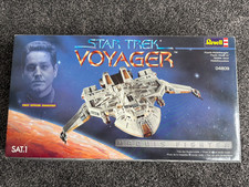 STAR TREK VOYAGER - REVELL -