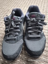 Size UK 4.5 (GS) Nike MD