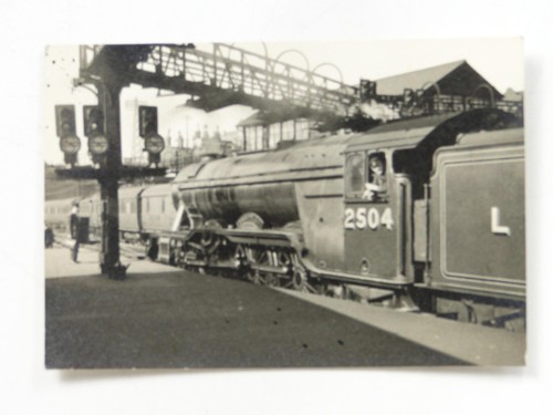 Steam train locomotive 2504 - steam,