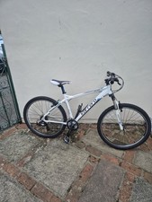 Carrera Valour Men's 6061 T6 Bike Used Needs Some TLC See Photos