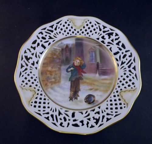Antique ribbon plate - antique,