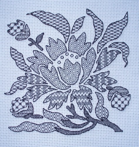 Kl129 blackwork stencil flower - blackwork,