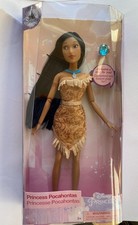 DISNEY STORE 2016 PRINCESS POCAHONTAS WITH RING CLASSIC DOLL NEW