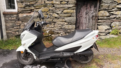 Suzuki burgman 125cc 70 - 125cc,