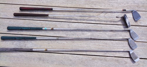 Assorted golf clubs - :-, irons