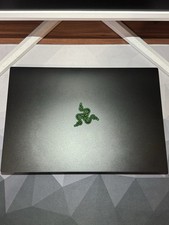 Gaming laptop. Razer Blade 14 (2021) Ryzen 9 5900HX, RTX 3070. 16GB RAM, 1TB