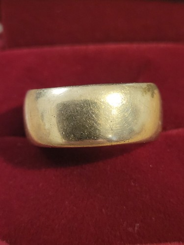 Heavy 9ct gold wedding - heavy,