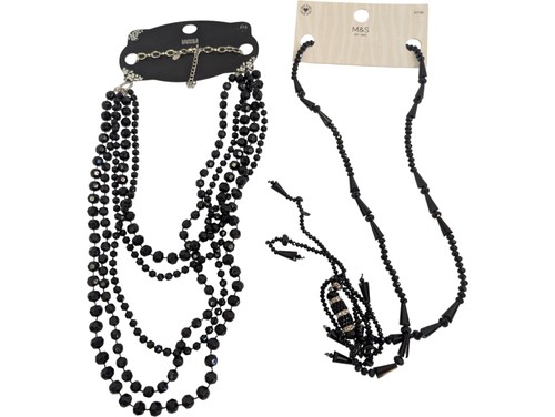 Black beaded necklaces - 2x,