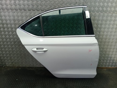 Skoda octavia door rear - octavia,