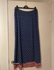 Fat face blue white red long