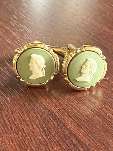 Wedgwood cameo green cufflinks - wedgwood,