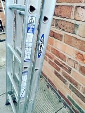 STEP LADDER / LADDER