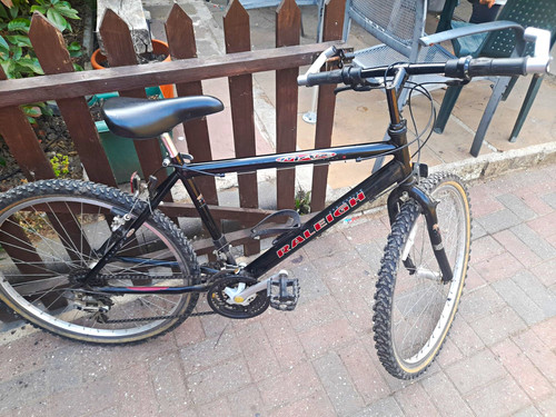 Raleigh max 26in - mountain, bike