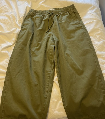 Brand new woman khaki - new,