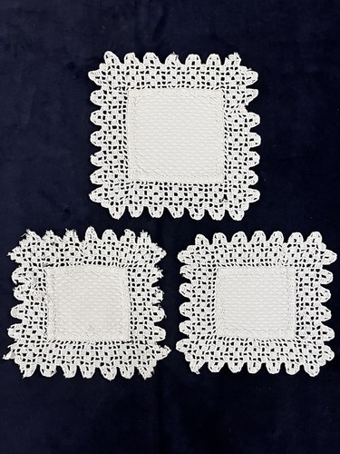 Vintage small table mats - small,