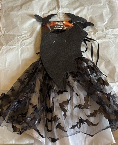 Halloween bat dressing - halloween,