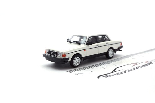 Volvo 240 white 1986 - gl,